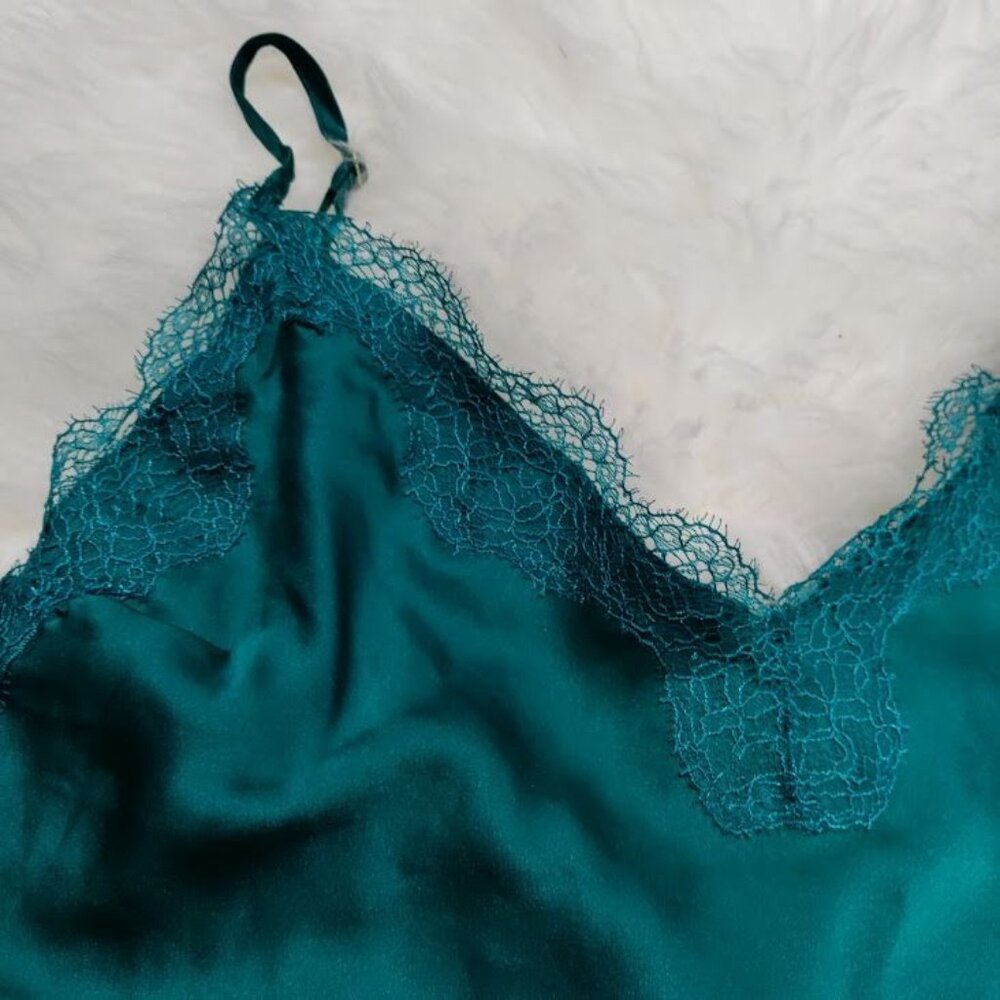 Victoria's Secret Silky Festival Boho Lacy Blue Twee Whimsy Top M - Picture 5 of 9